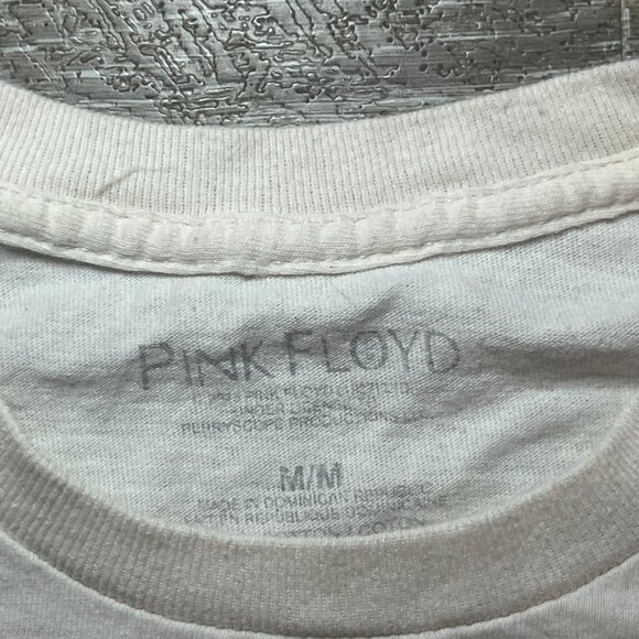 Pink Floyd Off-White Graphic T-Shirt - Green Lettering - Size M - Picture 3 of 4